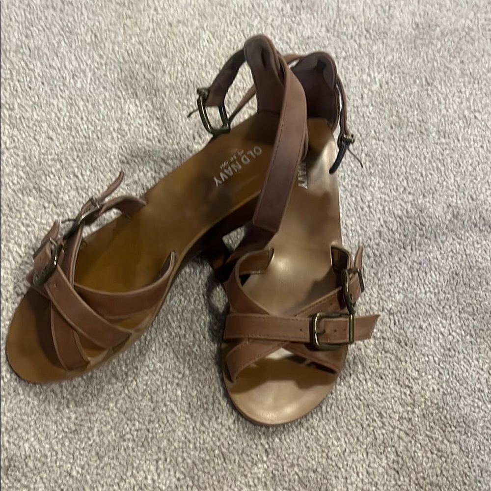 Old Navy Brown Strappy Sandals Casual Comfort